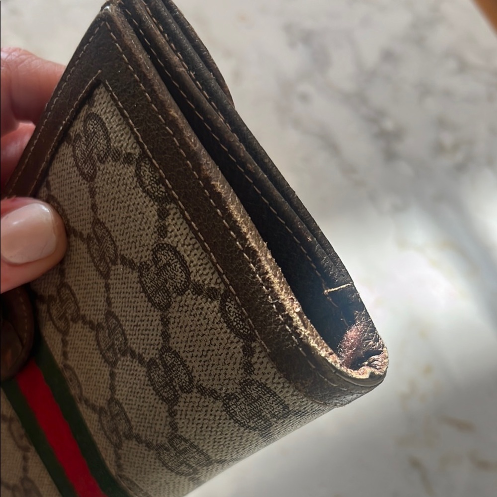 Vintage Gucci Long Wallet - Picture 10 of 10